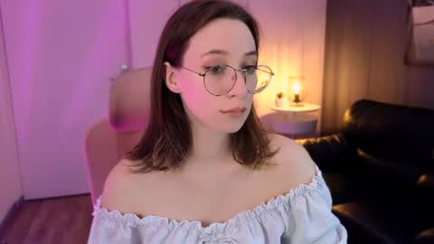 niixi online show from June 18, 11:31 pm