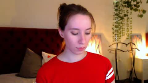 niixi online show from June 19, 11:30 pm