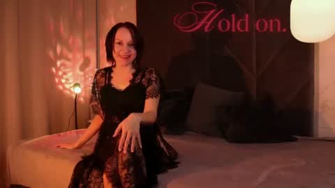Snapshot of nika_gentle chatting on June 18, 9:14 am Nika online show from June 18, 9:14 am