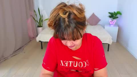 Snapshot of nika_light chatting on January 17, 11:59 am Nika light online show from January 17, 11:59 am