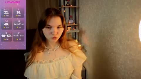 Snapshot of nika_omg chatting on November 2, 9:28 pm Nika online show from November 2, 9:28 pm