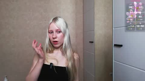  MY NAME IS AMILI WELCOME TO MY ROOM online show from March 24, 4:01 pm