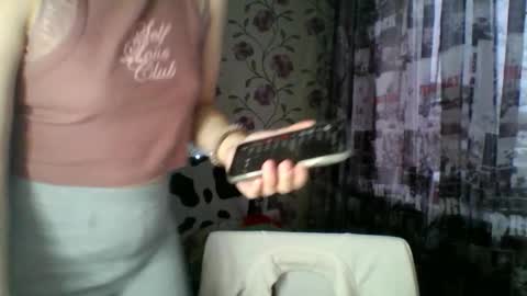 Snapshot of nika_smily chatting on December 3, 10:02 am nika_smily online show from December 3, 10:02 am