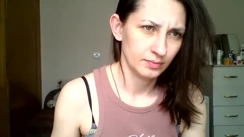 Snapshot of nika_smily chatting on June 9, 8:48 am nika_smily online show from June 9, 8:48 am