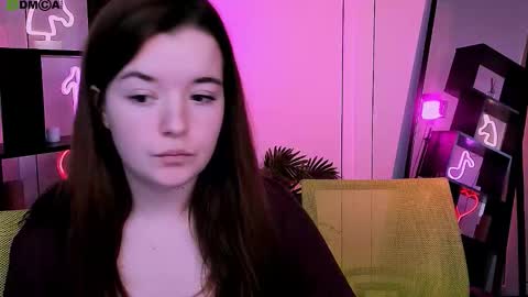 Snapshot of nika_still chatting on November 8, 12:38 pm Little Angel online show from November 8, 12:38 pm