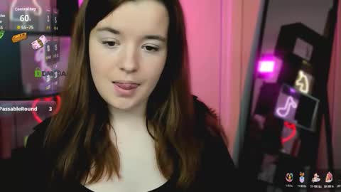 Snapshot of nika_still chatting on November 11, 2:28 pm Little Angel online show from November 11, 2:28 pm