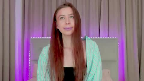 Snapshot of nikaletta chatting on March 19, 9:19 pm Nika online show from March 19, 9:19 pm