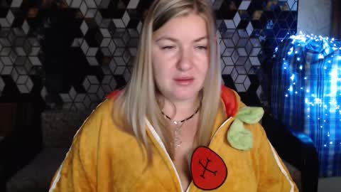 Nika online show from December 17, 7:53 pm