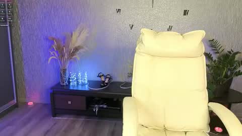 NikaStill  online show from February 14, 4:53 am