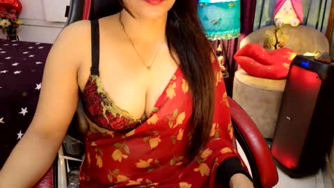 nikatheempress online show from March 16, 11:36 am