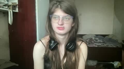 Snapshot of nikaxzimax chatting on November 5, 10:26 am NikaXZimax online show from November 5, 10:26 am