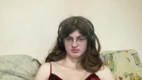 Snapshot of nikaxzimax chatting on November 11, 8:25 am NikaXZimax online show from November 11, 8:25 am