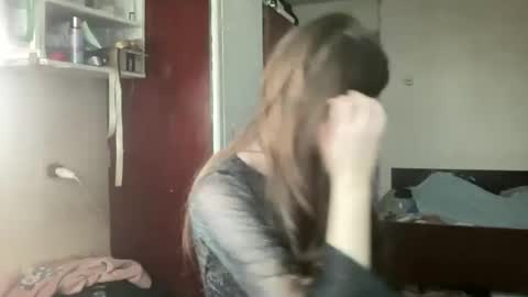 Snapshot of nikaxzimax chatting on December 15, 8:07 am NikaXZimax online show from December 15, 8:07 am