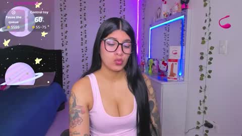 Niki online show from February 8, 3:26 pm