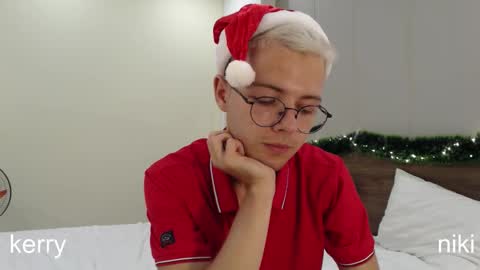 nikikerry_cum_ online show from December 14, 2:33 pm
