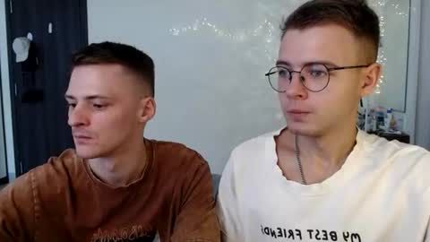 Snapshot of nikikerry_cum_ chatting on June 10, 4:56 am nikikerry_cum_ online show from June 10, 4:56 am