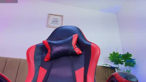 Snapshot of nikkenyx chatting on July 7, 6:47 am Nikkenyx online show from July 7, 6:47 am