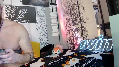 Snapshot of nikki7377 chatting on December 20, 9:11 am nikki7377 online show from December 20, 9:11 am