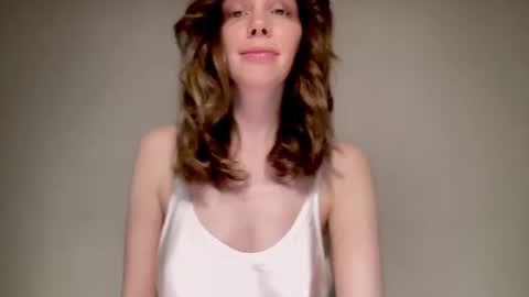 Snapshot of nikki_mi chatting on December 15, 1:22 pm Nikki online show from December 15, 1:22 pm