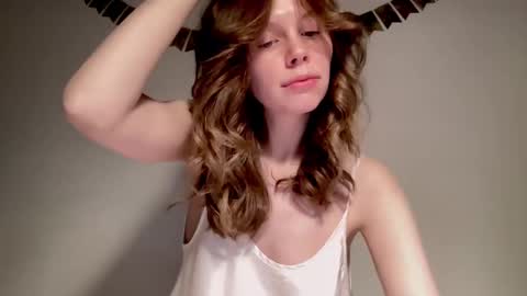 Snapshot of nikki_mi chatting on January 23, 1:13 pm Nikki online show from January 23, 1:13 pm