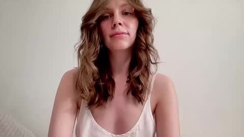 Snapshot of nikki_mi chatting on February 23, 1:10 pm Nikki online show from February 23, 1:10 pm