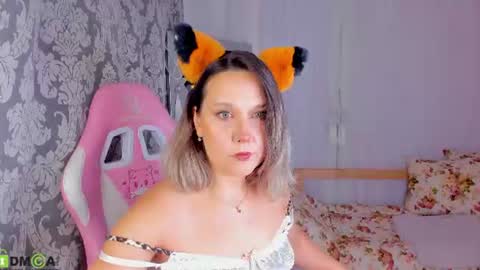 Snapshot of nikki_mi1k chatting on July 28, 1:56 am Nikki online show from July 28, 1:56 am