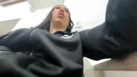 Nikki  online show from November 14, 3:05 am