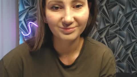 nikkikiss___ online show from May 25, 1:11 am