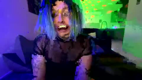 Snapshot of nikkineverlands chatting on June 10, 4:45 am Nikki Neverland online show from June 10, 4:45 am