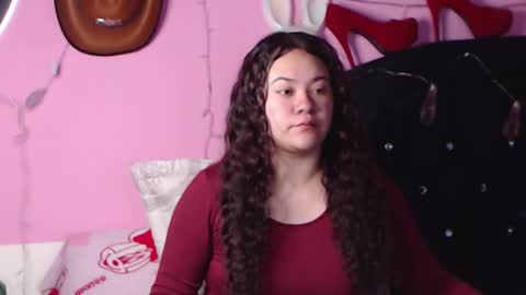 Snapshot of nikkirous_ chatting on January 5, 1:04 pm Nikkirous online show from January 5, 1:04 pm