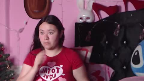 Snapshot of nikkirous_ chatting on January 10, 2:02 pm Nikkirous online show from January 10, 2:02 pm