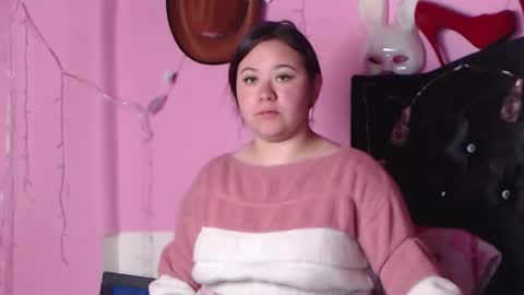 Snapshot of nikkirous_ chatting on January 13, 4:51 pm Nikkirous online show from January 13, 4:51 pm