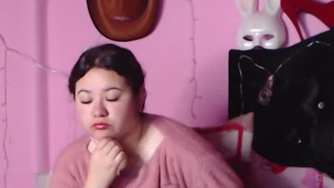 Snapshot of nikkirous_ chatting on January 15, 3:29 pm Nikkirous online show from January 15, 3:29 pm