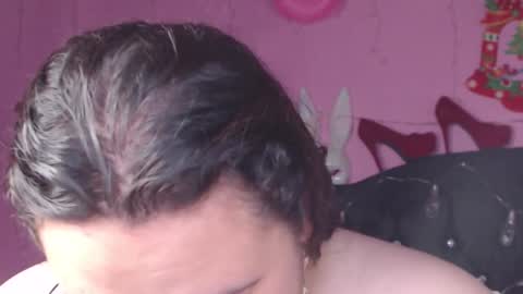 Snapshot of nikkirous_ chatting on February 8, 12:28 pm Nikkirous online show from February 8, 12:28 pm