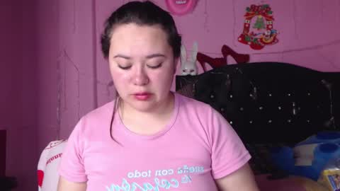 Snapshot of nikkirous_ chatting on March 4, 6:50 pm Nikkirous online show from March 4, 6:50 pm