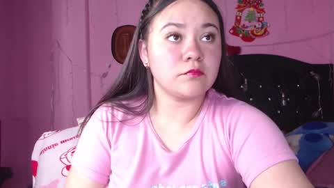 Snapshot of nikkirous_ chatting on March 5, 7:06 pm Nikkirous online show from March 5, 7:06 pm