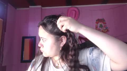 Snapshot of nikkirous_ chatting on September 10, 12:38 pm Nikkirous online show from September 10, 12:38 pm