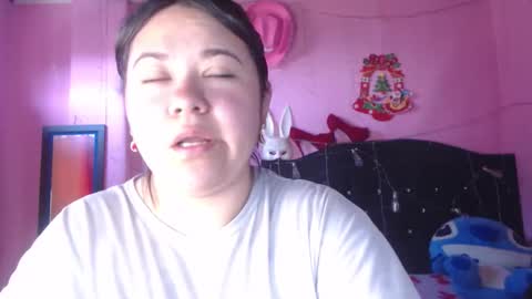 Snapshot of nikkirous_ chatting on September 16, 12:39 pm Nikkirous online show from September 16, 12:39 pm