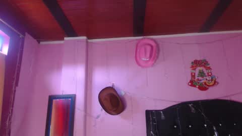 Snapshot of nikkirous_ chatting on September 23, 12:19 pm Nikkirous online show from September 23, 12:19 pm