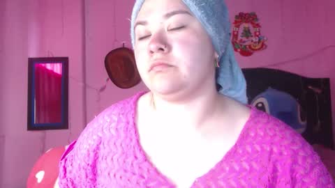 Snapshot of nikkirous_ chatting on October 6, 12:35 pm Nikkirous online show from October 6, 12:35 pm