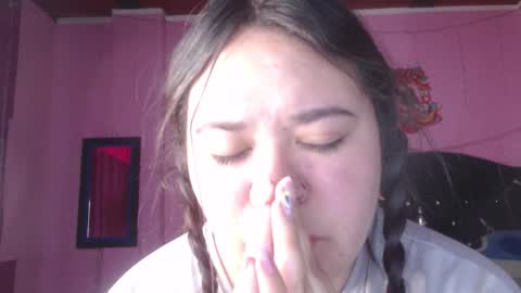 Snapshot of nikkirous_ chatting on October 10, 10:47 am Nikkirous online show from October 10, 10:47 am