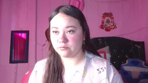 Snapshot of nikkirous_ chatting on October 15, 2:39 pm Nikkirous online show from October 15, 2:39 pm