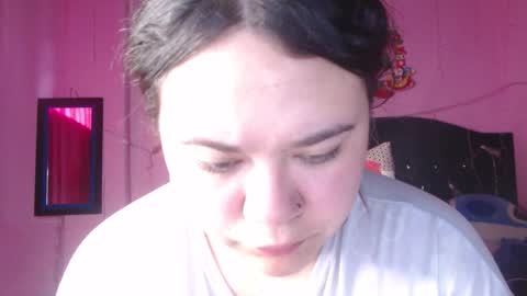 Snapshot of nikkirous_ chatting on October 18, 12:39 pm Nikkirous online show from October 18, 12:39 pm