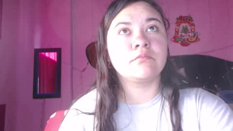 Snapshot of nikkirous_ chatting on October 20, 12:27 pm Nikkirous online show from October 20, 12:27 pm