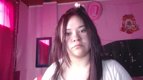 Snapshot of nikkirous_ chatting on October 29, 1:35 pm Nikkirous online show from October 29, 1:35 pm