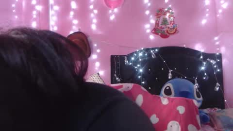 Snapshot of nikkirous_ chatting on November 10, 2:16 pm Nikkirous online show from November 10, 2:16 pm