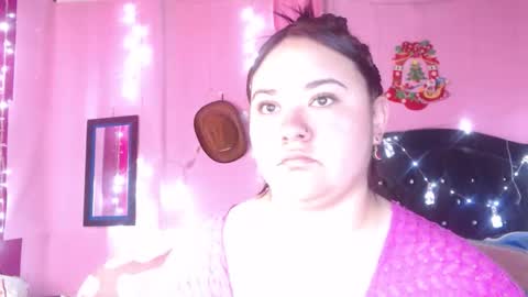 Snapshot of nikkirous_ chatting on November 14, 6:06 pm Nikkirous online show from November 14, 6:06 pm