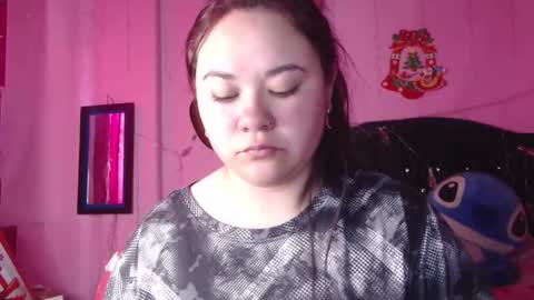 Snapshot of nikkirous_ chatting on November 17, 2:45 pm Nikkirous online show from November 17, 2:45 pm