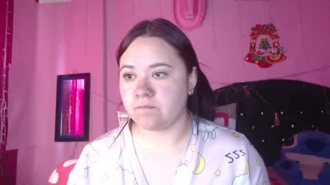 Snapshot of nikkirous_ chatting on November 28, 1:25 pm Nikkirous online show from November 28, 1:25 pm