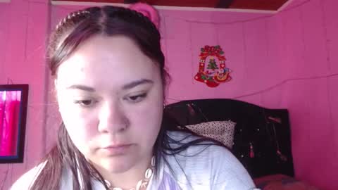 Snapshot of nikkirous_ chatting on December 5, 2:14 pm Nikkirous online show from December 5, 2:14 pm